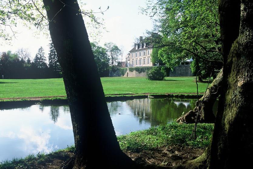 Chateau De Rigny منتون - سانت - برنارد المظهر الخارجي الصورة